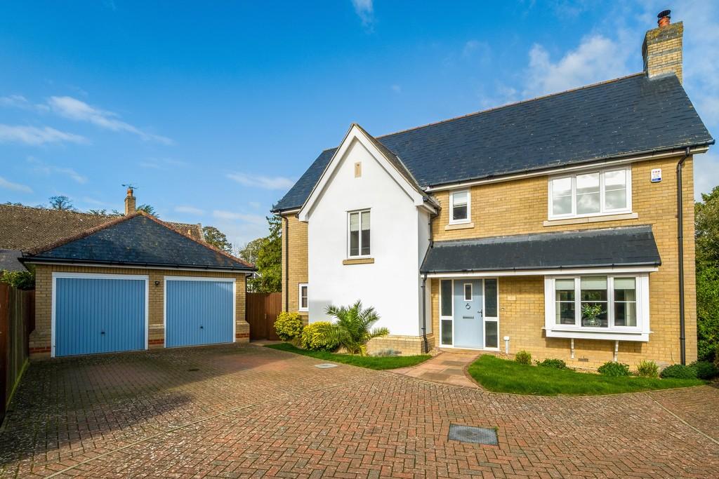 4 Shrubbery Close-1