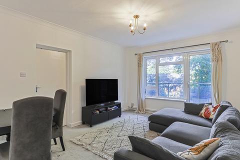 2 bedroom flat for sale, Madeira Road, Bournemouth