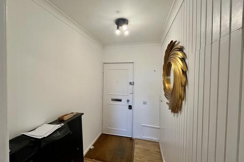 3 bedroom flat for sale, Loudoun Road, St John's Wood