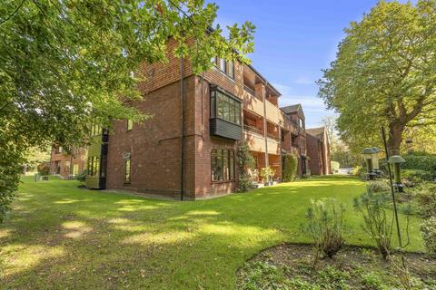 Snells Wood Court , Little Chalfont