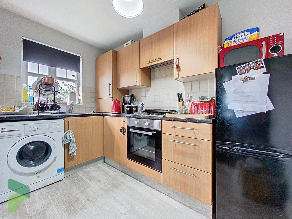 Open Plan Fitted Kitchen