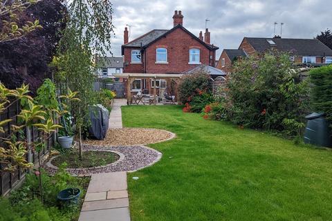3 bedroom semi-detached house for sale, Hoole Lane, Hoole, Chester, CH2