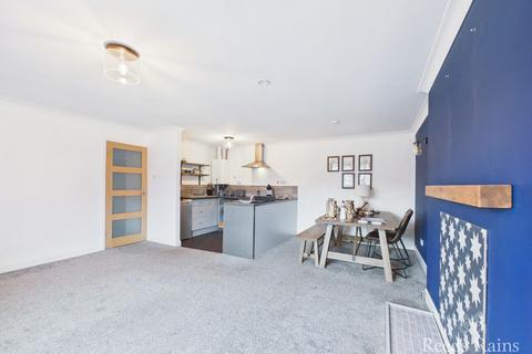 2 bedroom apartment for sale, 1 Nunnington Close