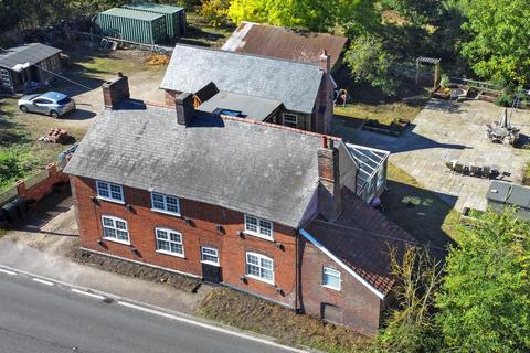 undefined, Norwich Road, Creeting St. Mary