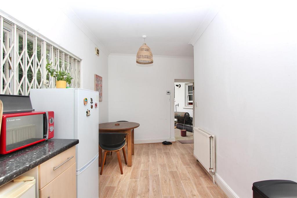 Amhurst Road, N16