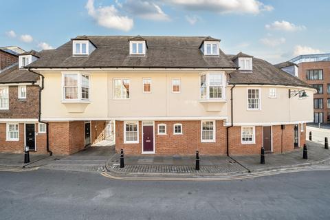 4 bedroom townhouse for sale, Stour Street, Canterbury, Kent, CT1
