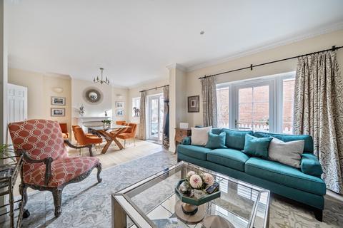 4 bedroom townhouse for sale, Stour Street, Canterbury, Kent, CT1