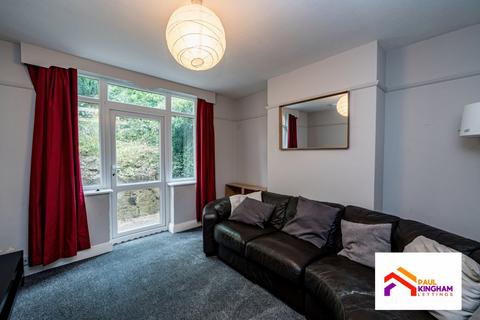 4 bedroom semi-detached house to rent, Healey Avenue, High Wycombe HP13