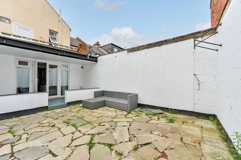 undefined, Ashbourne Road, Mitcham, CR4