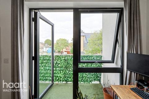 1 bedroom apartment for sale, Hillyfield, Walthamstow