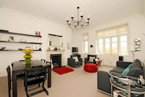 2 bedroom flat for sale, Alexandra Court, London W9