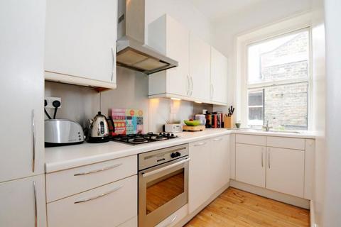 2 bedroom flat for sale, Alexandra Court, London W9