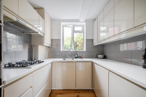 2 bedroom flat for sale, The Village, Charlton, London, SE7