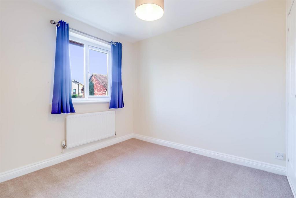3-bed-house-hucclecote10.jpg