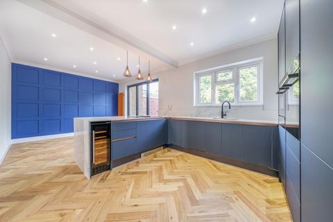undefined, Woodyates Road, London, SE12