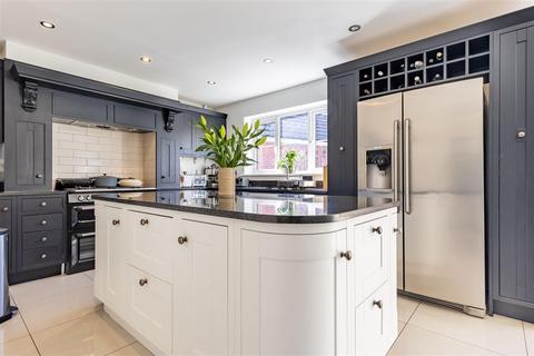 5 bedroom detached house for sale, Boleyn Row, Epping