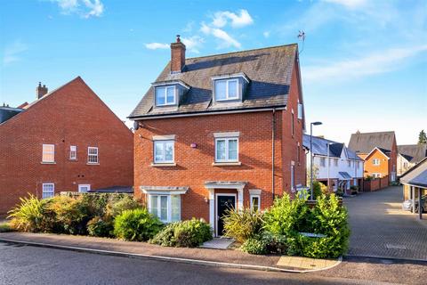 5 bedroom detached house for sale, Boleyn Row, Epping