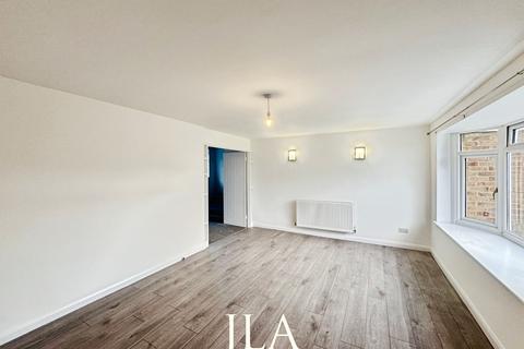 3 bedroom detached house to rent, Wigston LE18