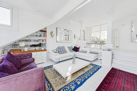 3 bedroom flat to rent, Thurlow Road, Hampstead, London