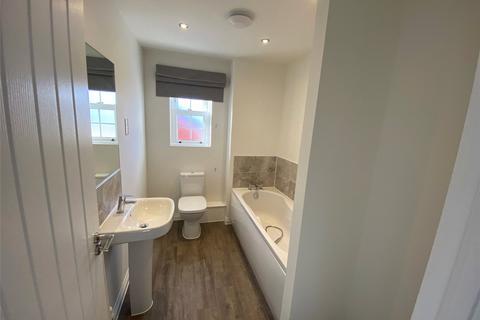 3 bedroom semi-detached house to rent, Whittle Way, Gloucester GL3