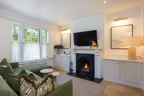3 bedroom flat for sale, Medfield Street, Putney, London