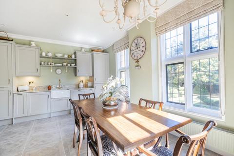4 bedroom house for sale, Oldfield Wood, Surrey GU22