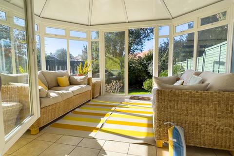 2 bedroom semi-detached house for sale, Felpham Village Centre