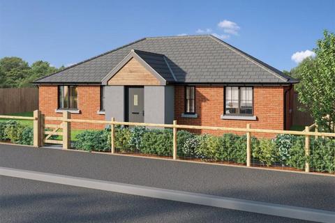 3 bedroom detached bungalow for sale, Woodville Grove, Hereford HR1