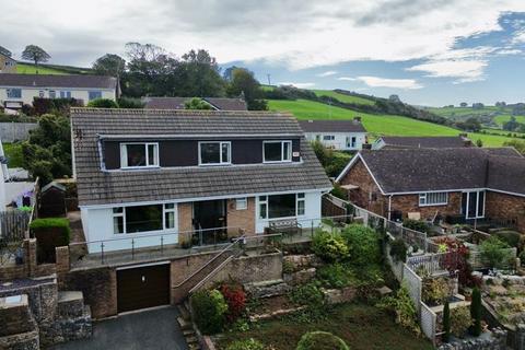 Peulwys Avenue, Old Colwyn