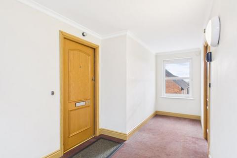 2 bedroom apartment for sale, Hafan Tywi, The Parade, Carmarthen