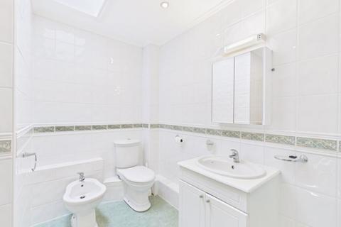 2 bedroom apartment for sale, Hafan Tywi, The Parade, Carmarthen