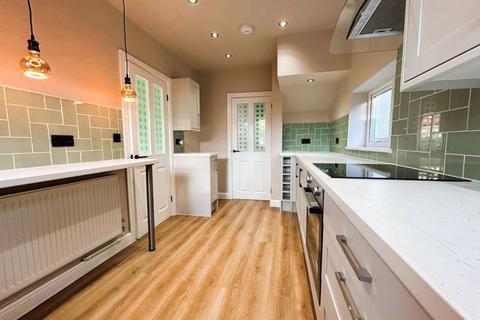 3 bedroom semi-detached house for sale, Commonside, Brownhills, Walsall WS8 7AT