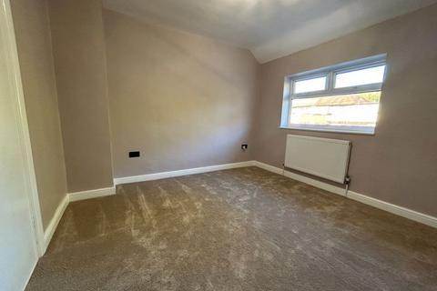 3 bedroom semi-detached house for sale, Commonside, Brownhills, Walsall WS8 7AT