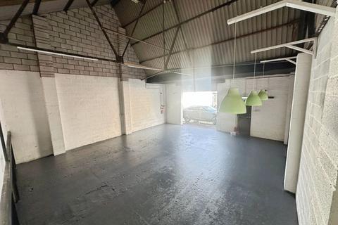 Property to rent, Seymour Street, Heywood