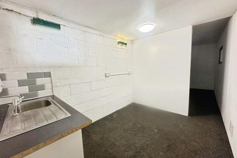 Property to rent, Seymour Street, Heywood