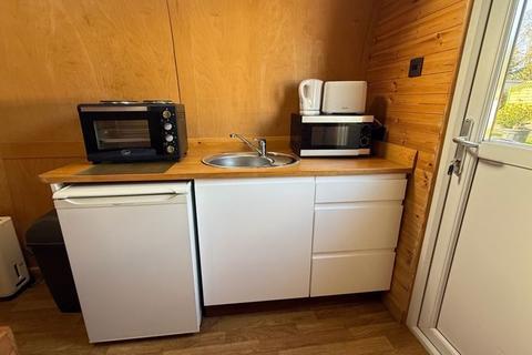 1 bedroom lodge to rent, School Lane, Kings Ripton