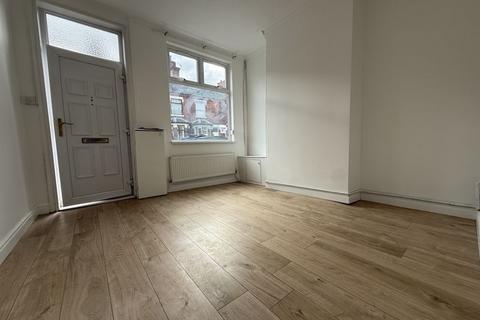 2 bedroom terraced house to rent, Corporation Street, Stoke on Trent