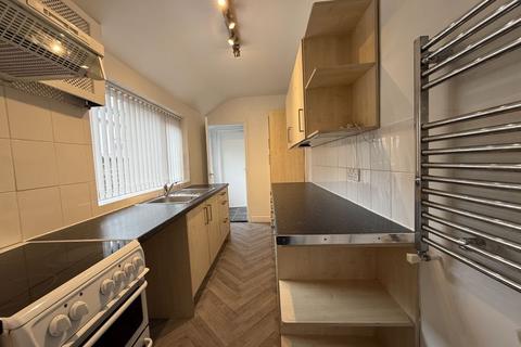 2 bedroom terraced house to rent, Corporation Street, Stoke on Trent