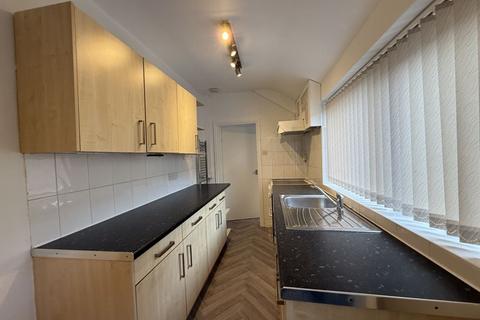 2 bedroom terraced house to rent, Corporation Street, Stoke on Trent