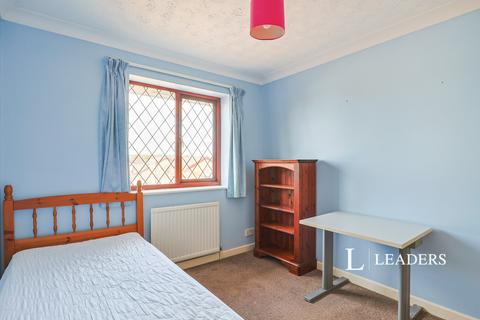 1 bedroom in a house share to rent, Baverstock Road, Wallisdown, BH12
