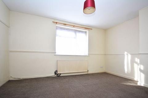3 bedroom end of terrace house for sale, Medway Road, Sheerness