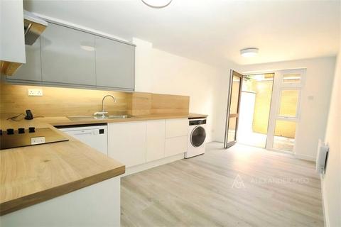 undefined, Nelson Street, Buckingham MK18