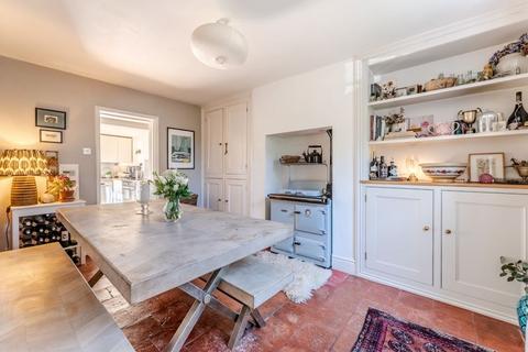 undefined, Gold Street- Clipston
