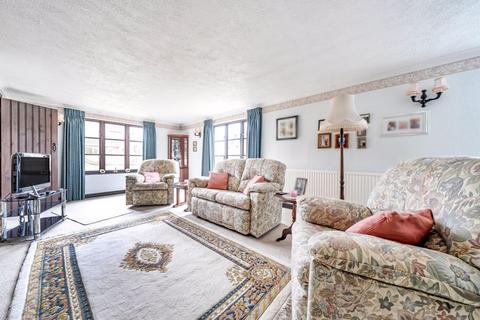 undefined, Silver Street, Bedford MK44