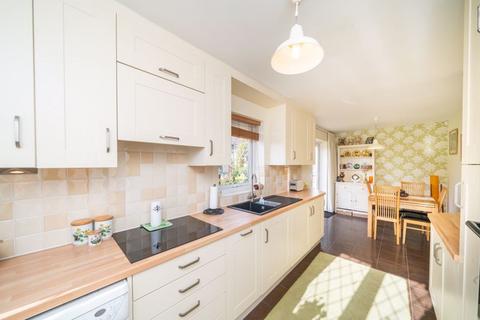 3 bedroom detached house for sale, Carnforth Close, Kingswinford DY6