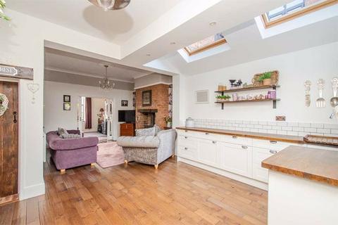 3 bedroom terraced house for sale, Church Street, Burntwood WS7