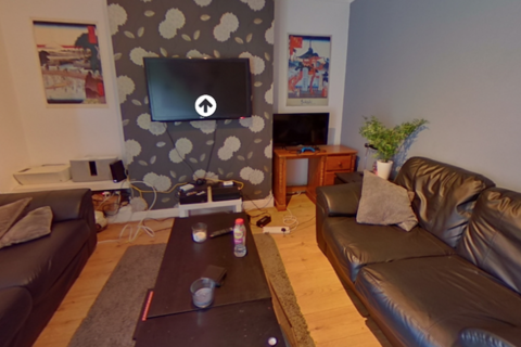 4 bedroom terraced house to rent, 24 Ashville Grove, Hyde Park, Leeds LS6
