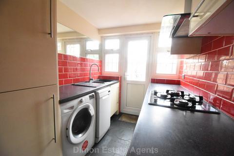 2 bedroom end of terrace house for sale, Clayhall Road, Alverstoke