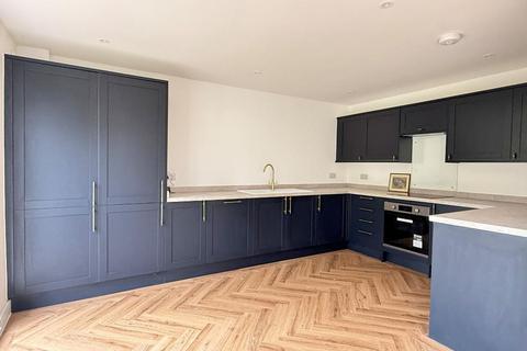 3 bedroom end of terrace house for sale, Downsview, Small Dole, Henfield, West Sussex, BN5 9YB