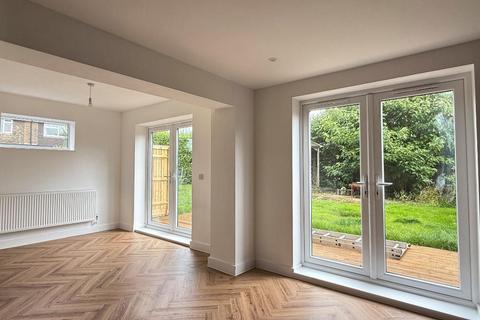 3 bedroom end of terrace house for sale, Downsview, Small Dole, Henfield, West Sussex, BN5 9YB